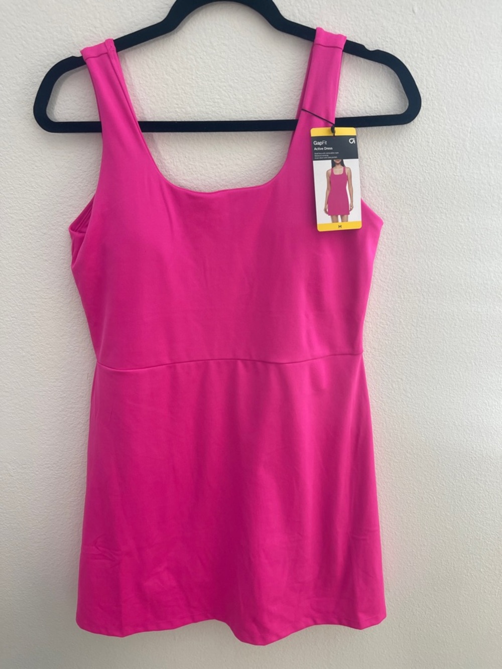 GAP FIT Hot Pink🩷 Active Tank Dress ~ Tennis 🎾golf⛳️pickleball🏓 Medium
